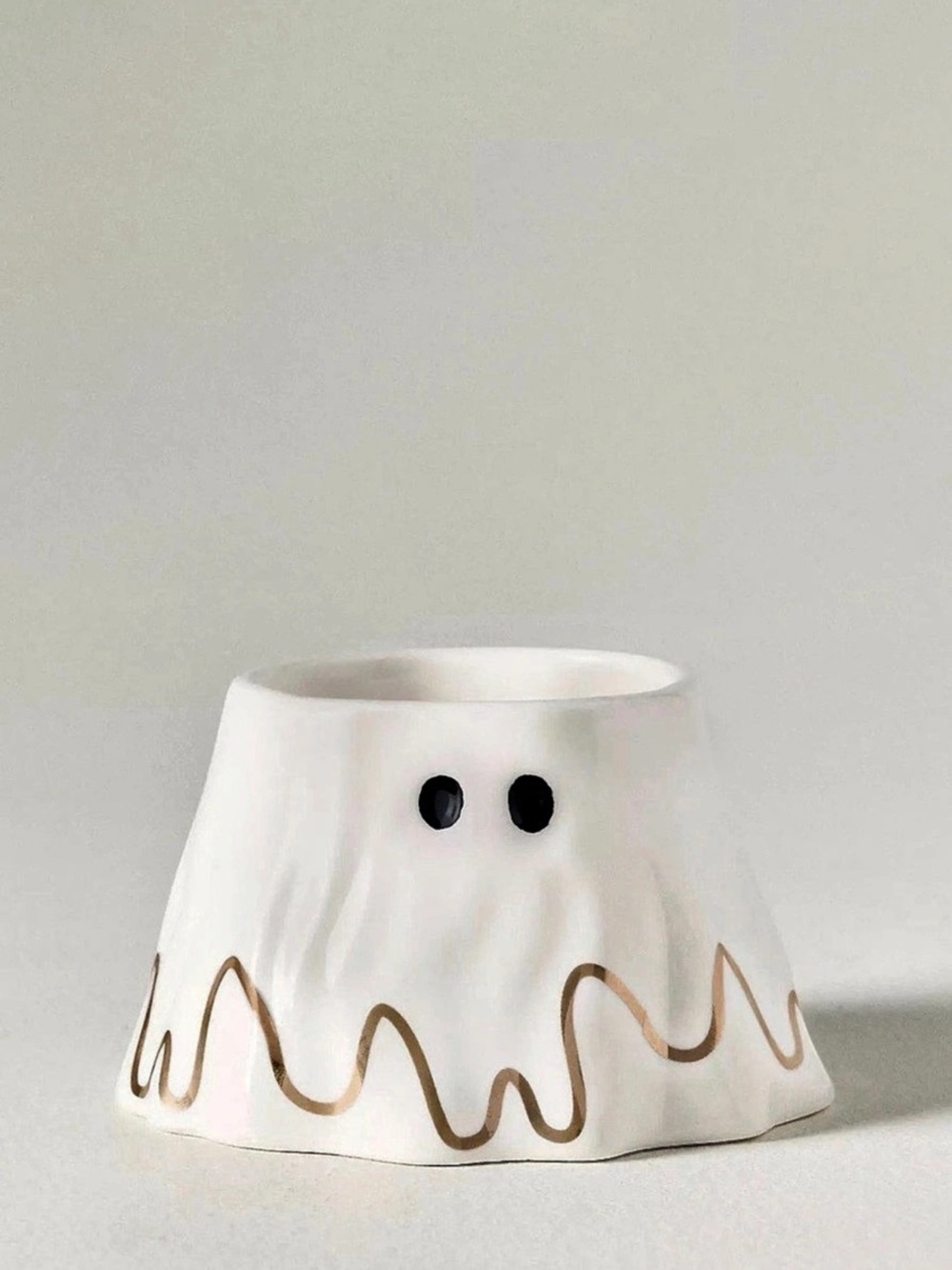 Anthropologie The Mud Fairy Stoneware 24k Gold Accent Ghost Nut Bowl Ghost Nut